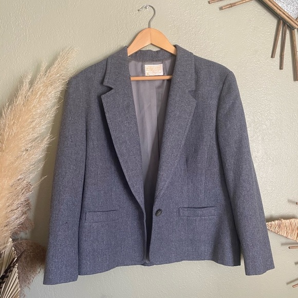 Grey 100% virgin wool women’s Pendleton blazer - Picture 4 of 5